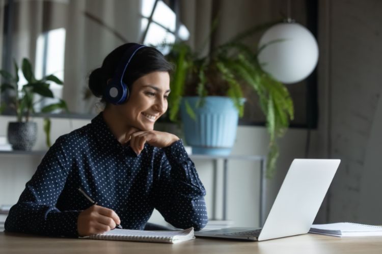 Why Students Should Use Language Apps for Faster Learning