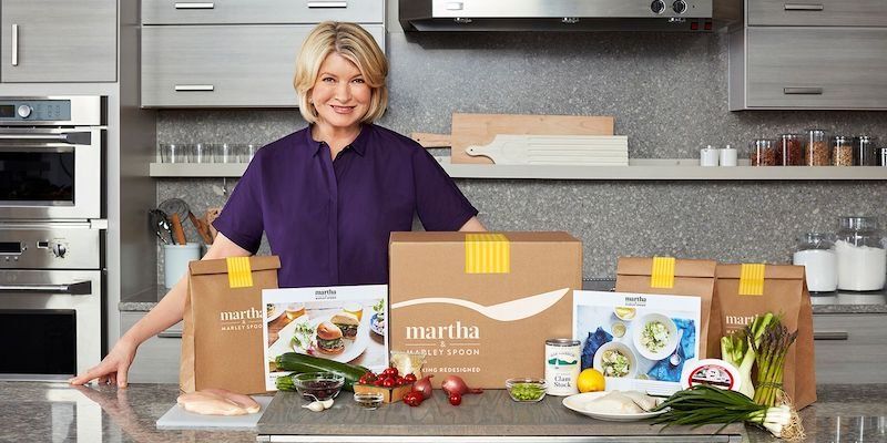 Martha Stewart poses with MarleySpoon box and ingredients