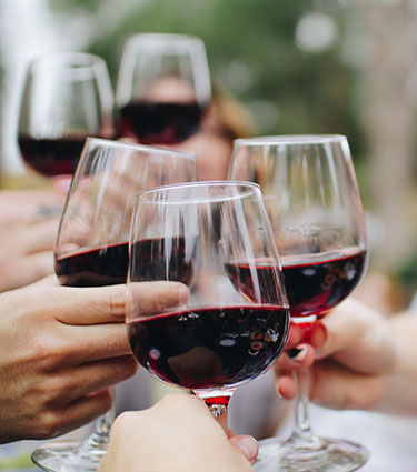 red wine in glasses