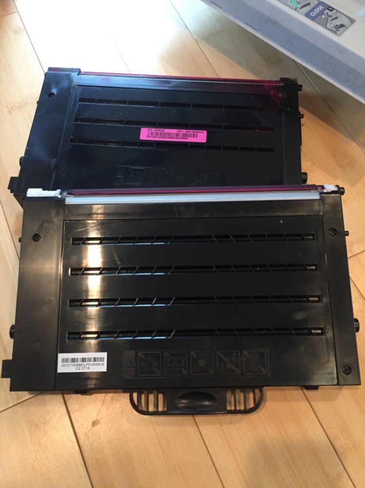 Photo of two ink cartridges compared side by side