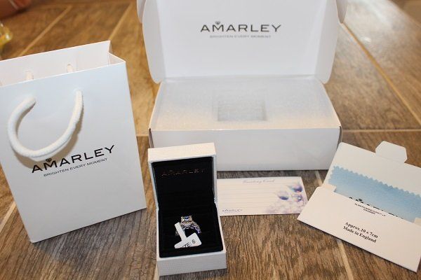 The Allure of White Sapphire: Unboxing Jeulia Bridal Sets